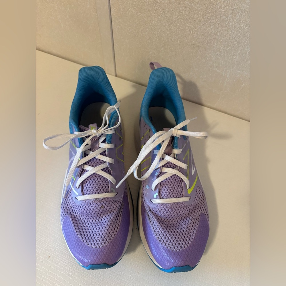 New Balance | Big Kids Purple and Teal Running Shoe | Size 7 - Picture 6 of 7